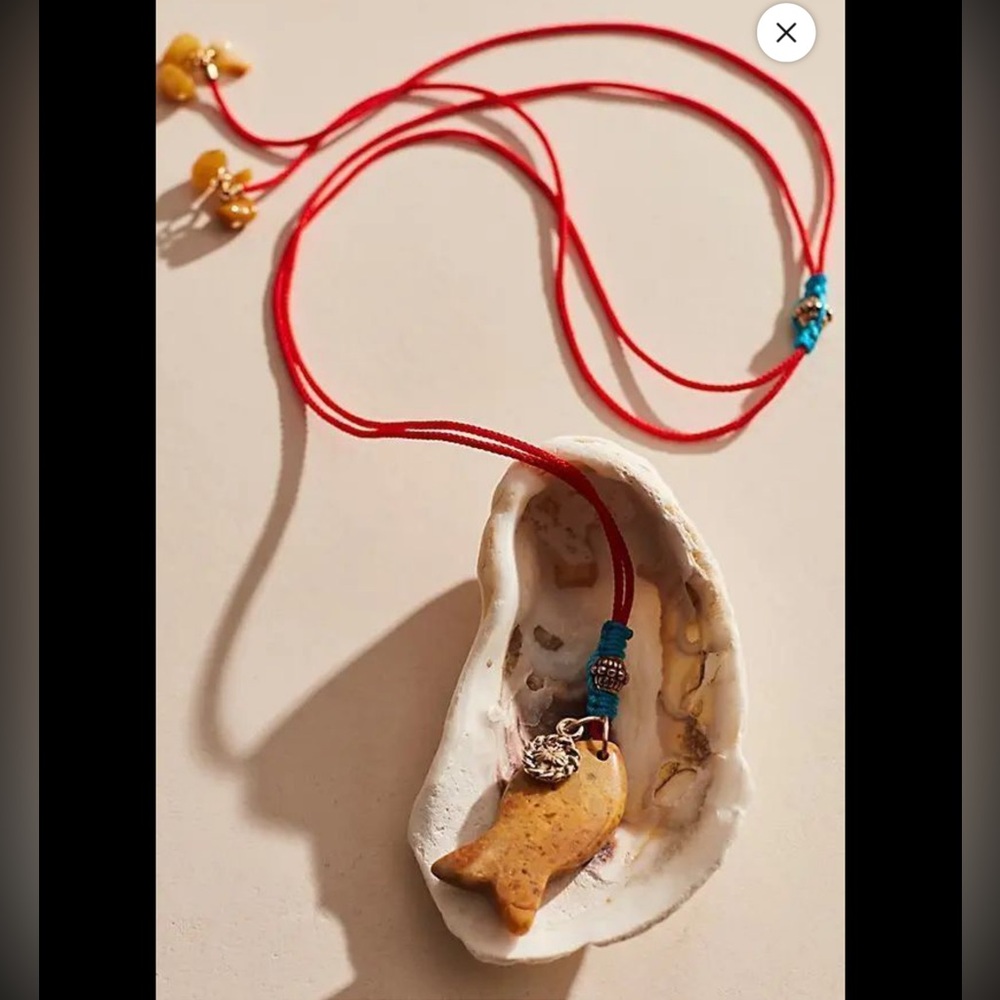 NWT Free People Red Cord Adjustable Necklace with Fish Pendant - Picture 2 of 9